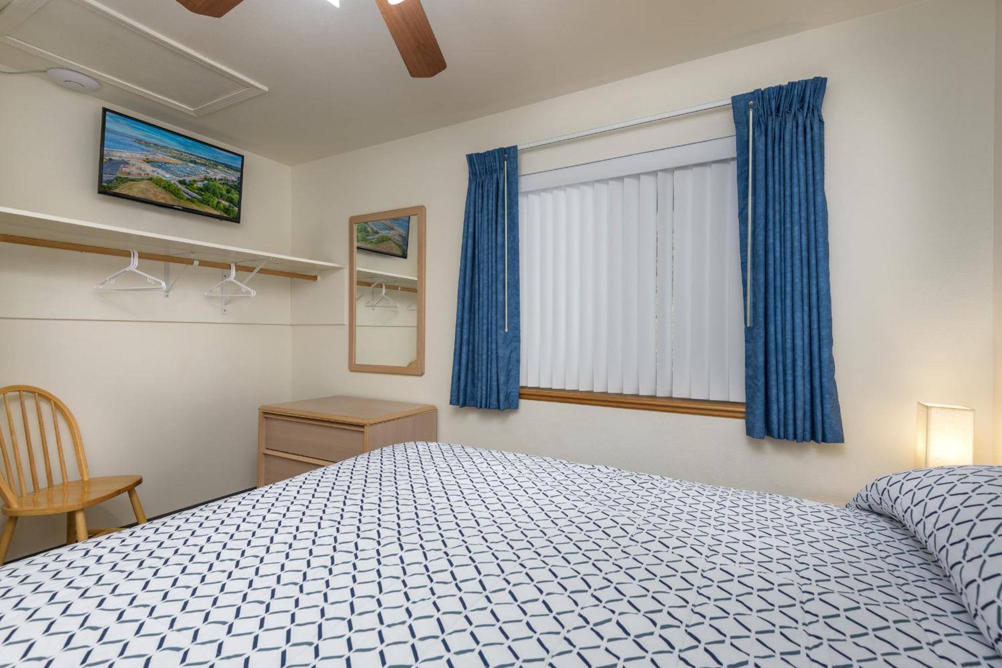 Ocean Suites Motel 브루킹스 외부 사진